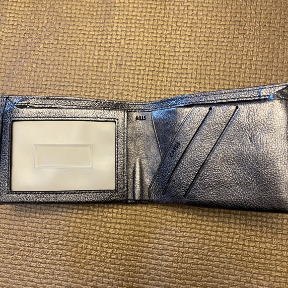 Men’s Wallet - Picture 2 of 3